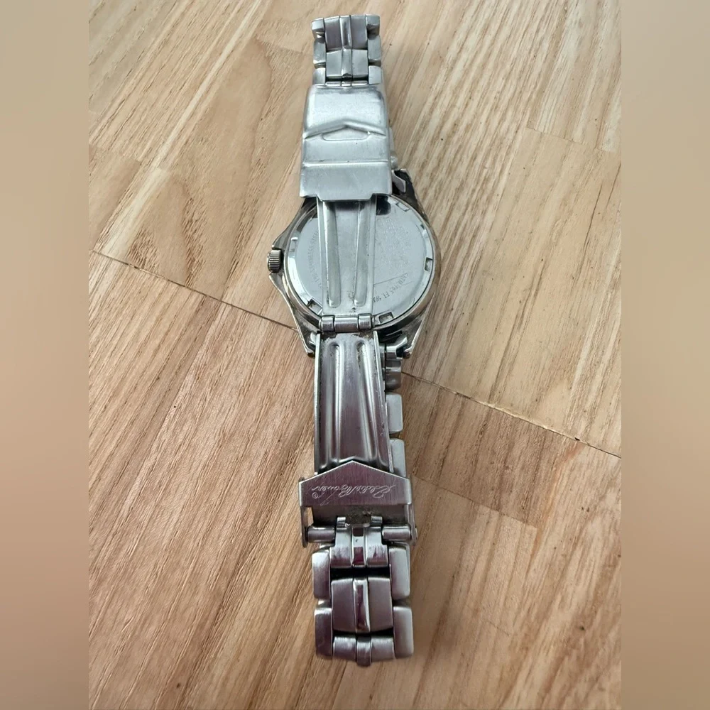 Vintage ladies Eddie Bauer sport watch NEW BATTERY